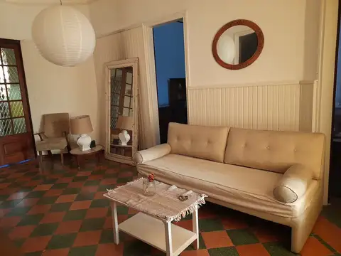Remedios de Escalada equina Belgrano 200
