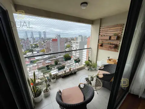 VENTA DEPARTAMENTO DOS DORMITORIOS CON COCHERA EN URQUIZA AL 2800