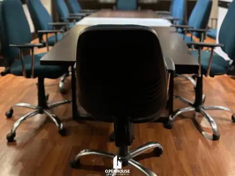 OPENHOUSE inmobiliaria alquila excelente oficina  Ubicada en edificio de categoría Hotel Premium Tow