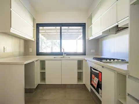 Casa de 3 dormitorios a estrenar en Fisherton
