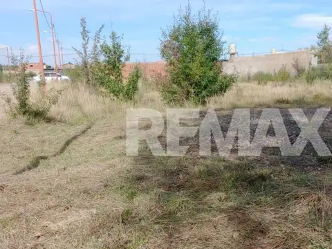 Lote en esquina en venta – Zona
