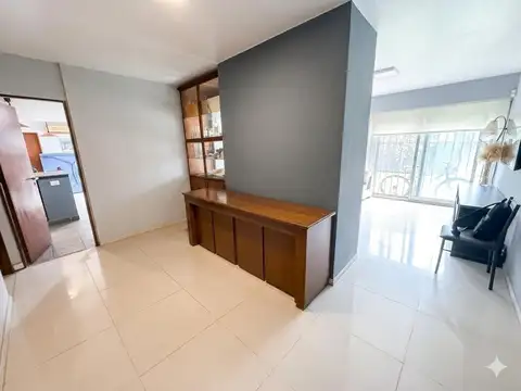 Casa 6 ambientes con 3 baños