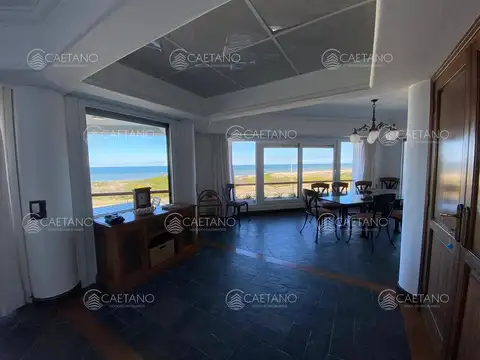 Departamento 5 ambientes con 3 baños