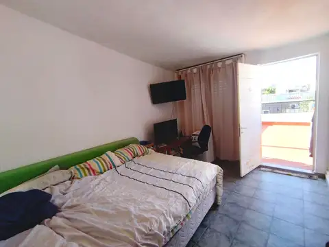 Depto Tipo Casa 2 ambientes con 1 baño