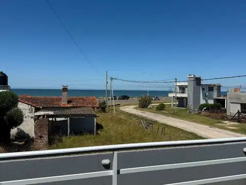 VNTA PH 2 AMB  ESTRENAR FRENTE AL MAR PLAYA DORADA