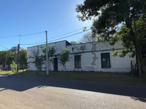 Venta de chacra y 2 lotes con casa en excelente zona