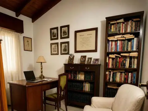Casa en Venta con 2 cocheras
