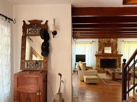 Casa en Alquiler de 4 dormitorios