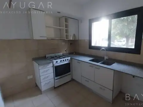 Departamento en Alquiler en Casas Del Alto, USD 750