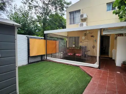 Triplex a la venta en Muñiz - ACEPTA PERMUTA