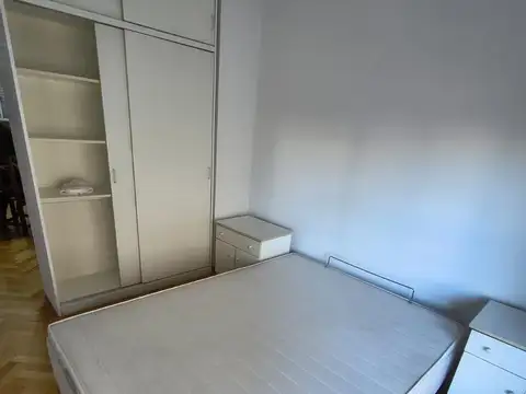 Avenida Hipólito Yrigoyen 3600