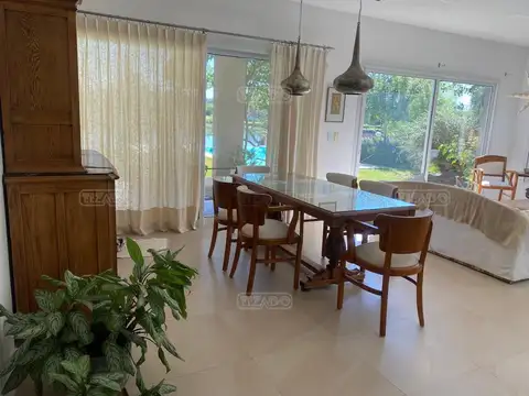 Casa en Venta al Noroeste