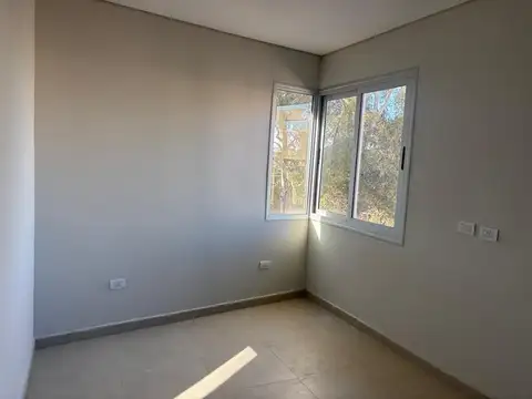 Departamento 3 ambientes con 2 baños