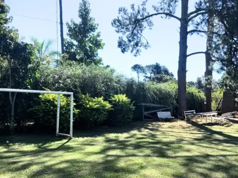 6 De Cabelleria Y Av. San Lorenzo