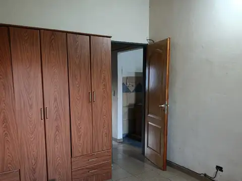 sarmiento 5000, Piso 1
