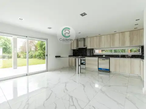Casa en Alquiler Anual  Country Boca Raton