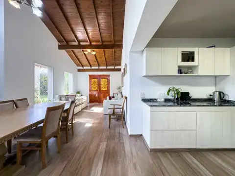 CASA 4 AMBIENTES EN VENTA EN EZEIZA APTO CREDITO