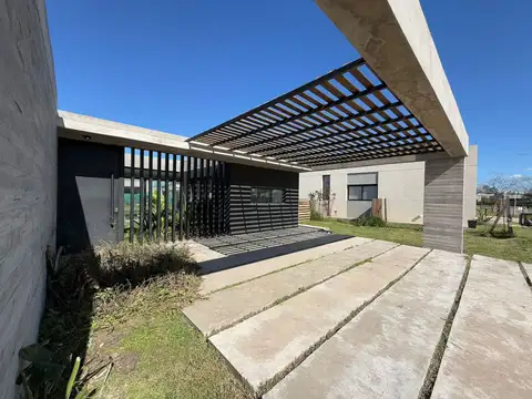 Casa en Venta en Villa Rosa, USD 224.000
