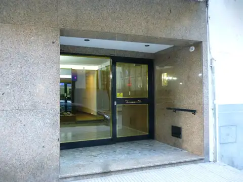 Avenida Martín García 300, Piso 3