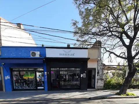 Departamento  tipo cas 2 ambientes    Exc. Ubic, s/ C Calle Parana 2  cuadras de la estac . pleno centro comercial