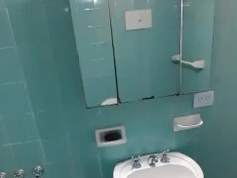 Departamento en Alquiler en Flores, $ 790.000