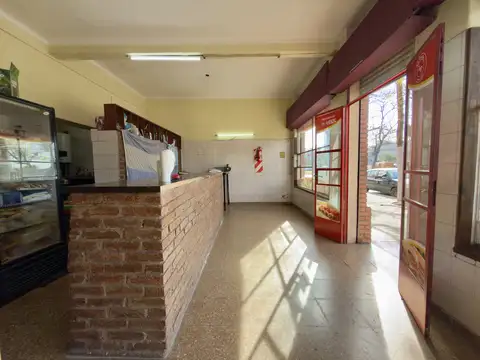 Local en Alquiler 40 años