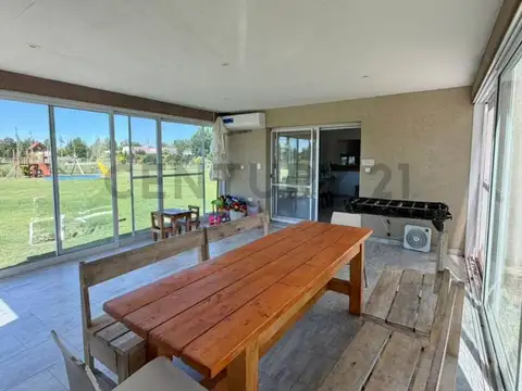VENTA CASA 4 AMBIENTES EN FINCAS DE SAN VICENTE SPORTING