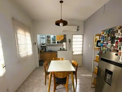 Casa en Venta en Alberdi, USD 170.000