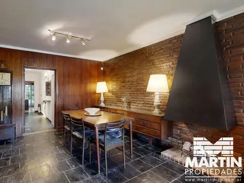 Casa 5 ambientes con 2 baños