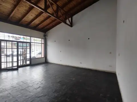 Local en Alquiler en Campana, $ 850.000