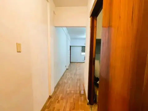 Bolivar 500, Piso 2