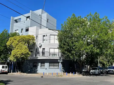 Departamento de 2 Dormitorios al frente