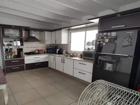 Casa 5 ambientes con 5 baños