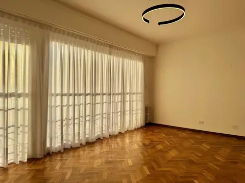 Venta de Departamento 4 AMBIENTES RECICLADO CON BAULERA en Centro, Mar del Plata