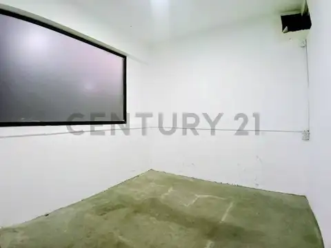 bandera de los andes 800, Piso 0