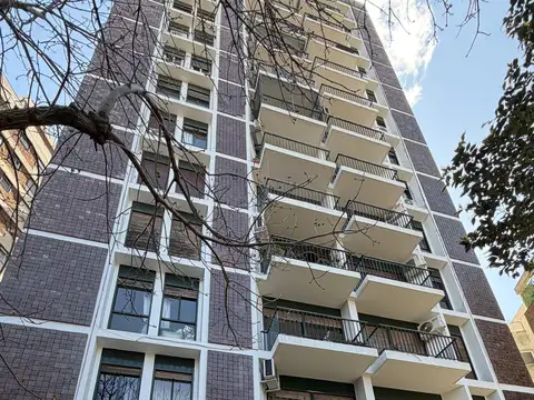 Departamento 4 Amb + Cochera + Baulera en Venta Martínez Centro