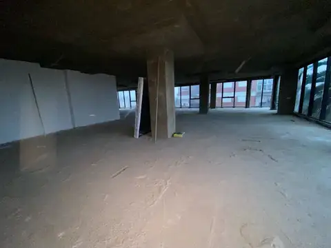 Oficina en Alquiler al Este