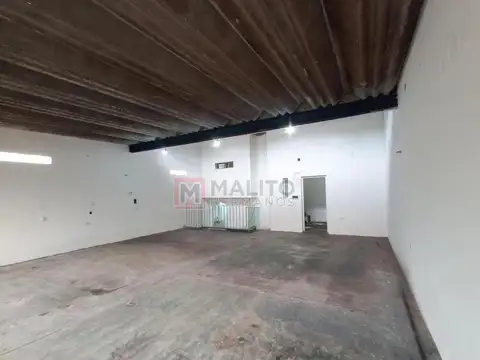 Depto Tipo Casa en Venta en Mataderos, USD 108.900