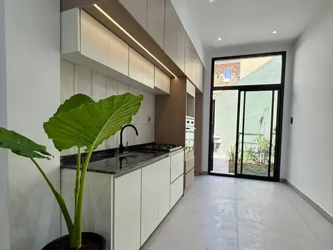 Depto Tipo Casa 3 ambientes con 2 baños