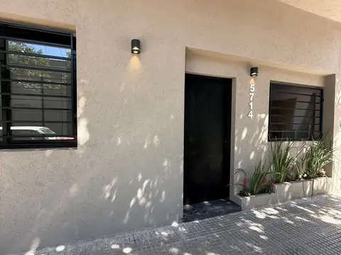 Depto Tipo Casa en Venta de 3 ambientes
