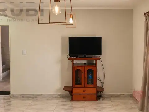 Departamento 6 ambientes con 1 baño