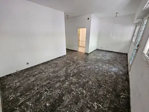 Depto Tipo Casa en Alquiler en Colegiales, $ 1.100.000