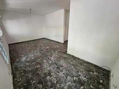 Depto Tipo Casa en Alquiler de 2 dormitorios