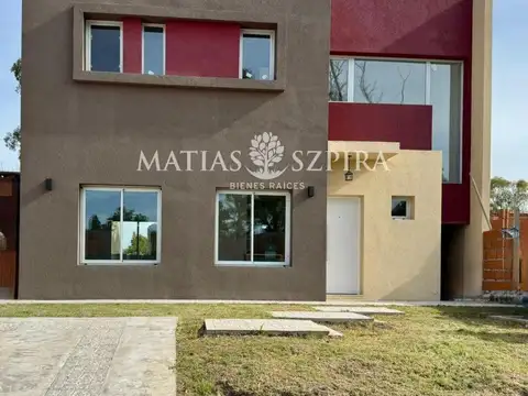 DUPLEX EN VENTA ALVAREZ DEL BOSQUE