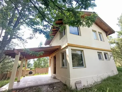 Casa en venta 2 dormitorios Capilla Vieja, Reartes