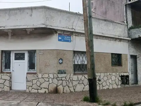 Casa de 3 Amb. Patio terraza, Elizalde 397 Gerli Lanus