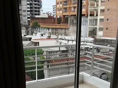 Paraguay 1618 , Piso 1