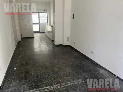 Local en Alquiler en Boedo, $ 800.000