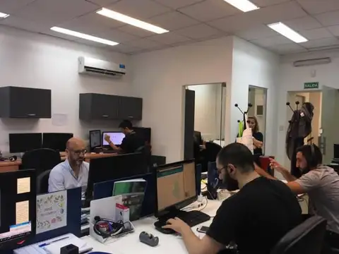 Esteban Echeverria  al 700