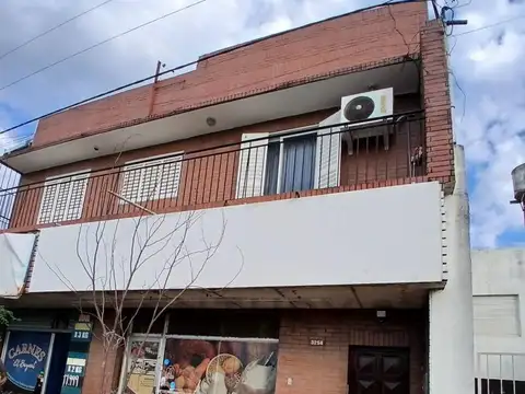 CALLE 511 E/ 27 Y 28 DEPARTAMENTO EN ALQUILER DE DOS DORMITORIOS + COCHERA